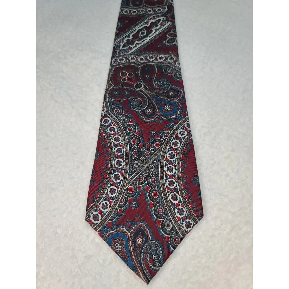 Pierre Cardin maroon paisley tie